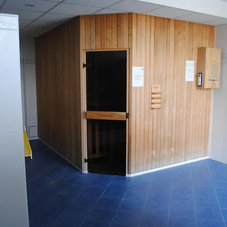 Haus Hanseatic, 603 *